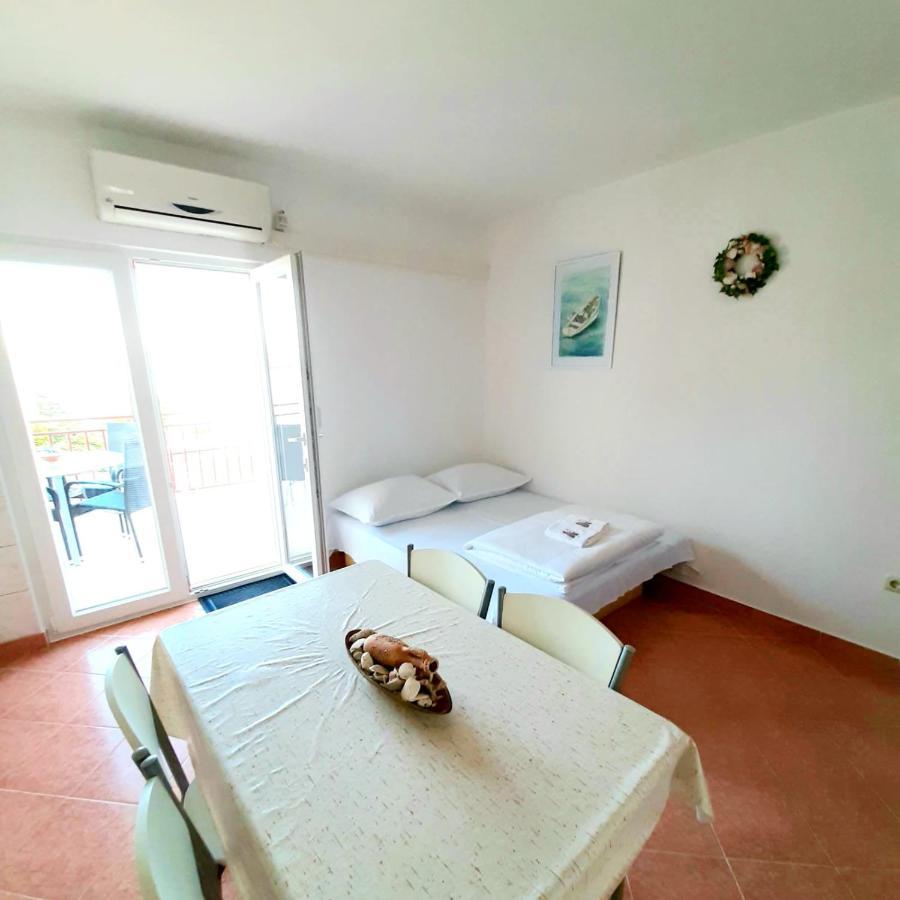 Apartments Tomislav Mamic トロギール エクステリア 写真
